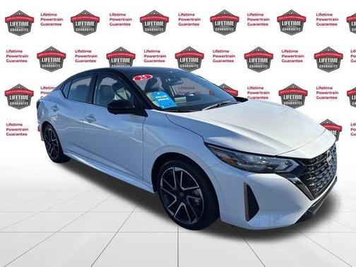 2025 Nissan Sentra SR