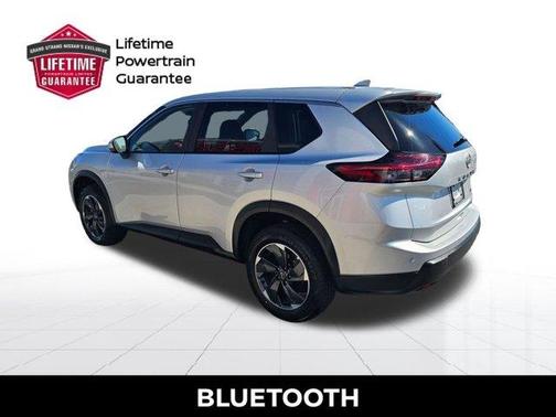Brilliant Silver Metallic 2025 Nissan Rogue SV