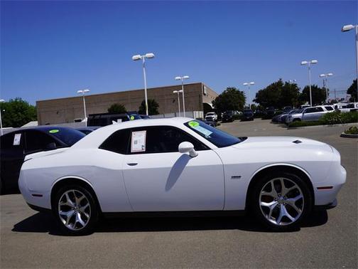 2015 Dodge Challenger R/T Plus