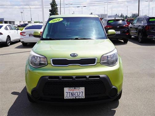 2016 Kia Soul Base