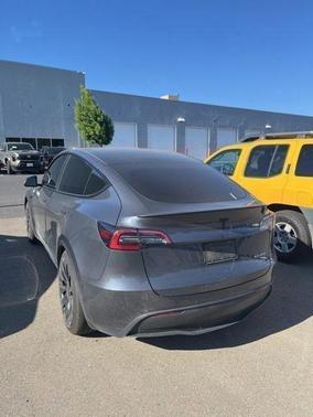 2022 Tesla Model Y Performance Dual Motor All-Wheel Drive