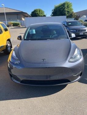 2022 Tesla Model Y Performance Dual Motor All-Wheel Drive