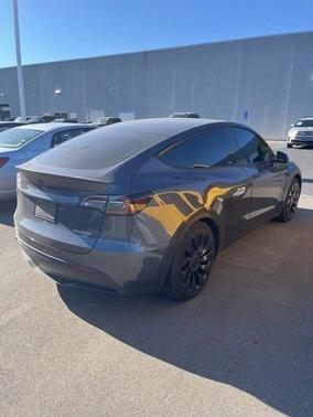 2022 Tesla Model Y Performance Dual Motor All-Wheel Drive