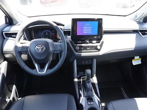 2025 Toyota Corolla Cross XLE