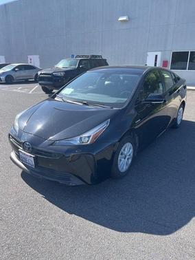 2019 Toyota Prius LE