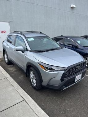 2023 Toyota Corolla Cross LE