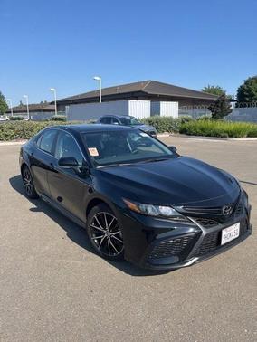 2023 Toyota Camry SE