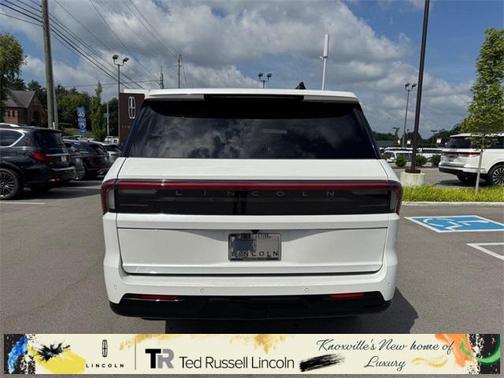 2025 Lincoln Navigator Reserve