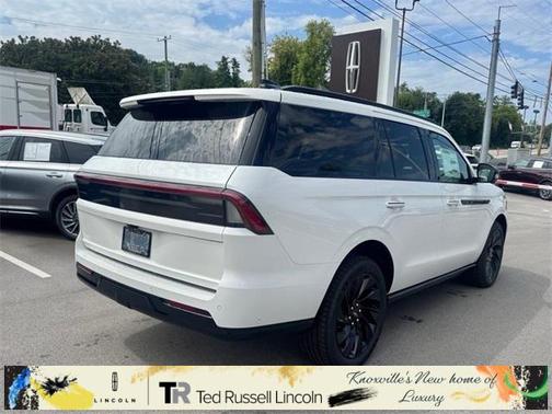 2025 Lincoln Navigator Reserve