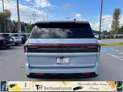 2025 Lincoln Navigator Reserve