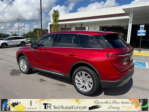 2025 Lincoln Corsair Premiere