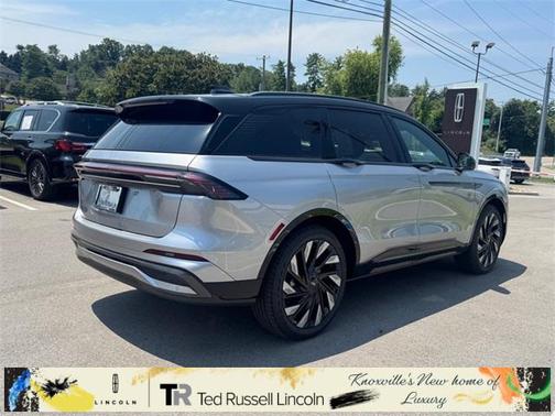 2025 Lincoln Nautilus Reserve