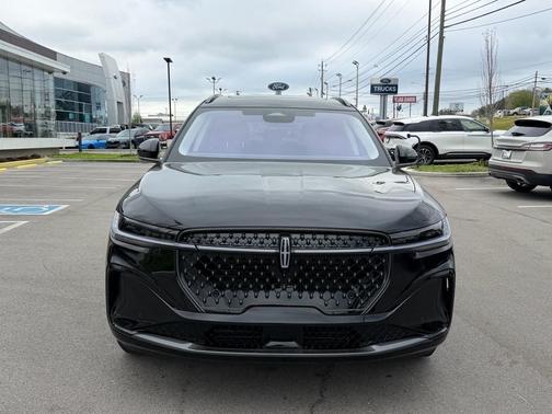 Black Metallic 2026 Lincoln Nautilus Reserve
