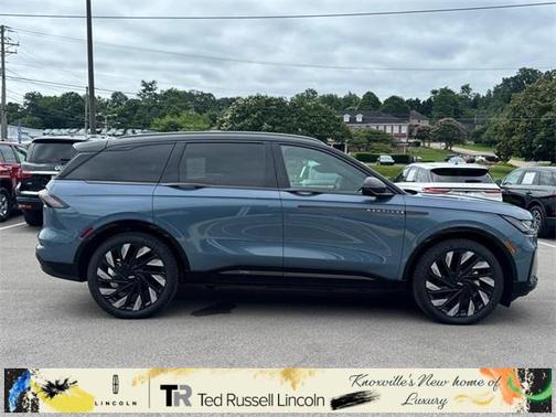 2025 Lincoln Nautilus Reserve