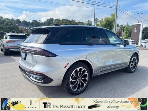 2025 Lincoln Nautilus Reserve