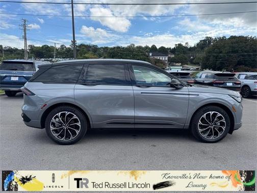 2025 Lincoln Nautilus Reserve