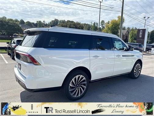 2025 Lincoln Navigator Black Label