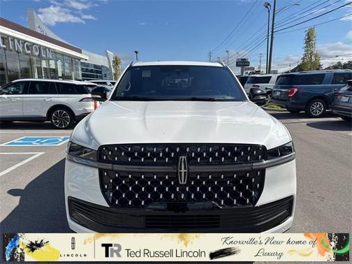 2025 Lincoln Navigator Black Label