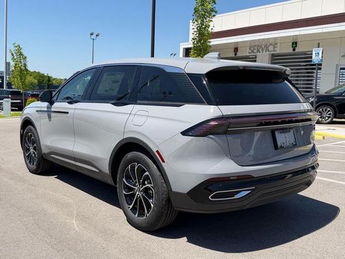 Gray Matter Metallic Clearcoat 2026 Lincoln Nautilus Premiere