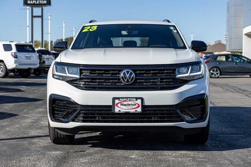 2023 Volkswagen Atlas Cross Sport 3.6 V6 SEL R-Line Black