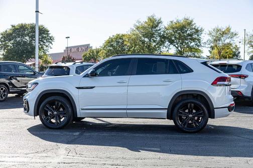 2023 Volkswagen Atlas Cross Sport 3.6 V6 SEL R-Line Black