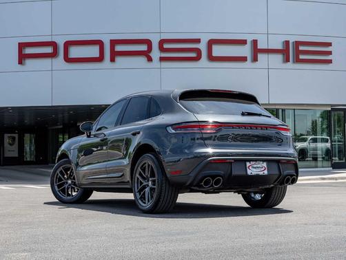 2023 Porsche Macan T