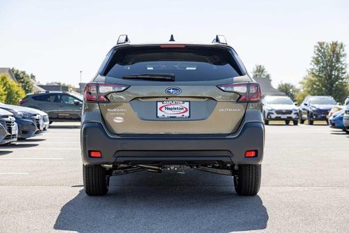 2025 Subaru Outback Premium