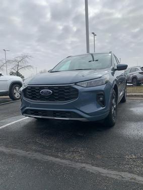 2023 Ford Escape ST-Line Select
