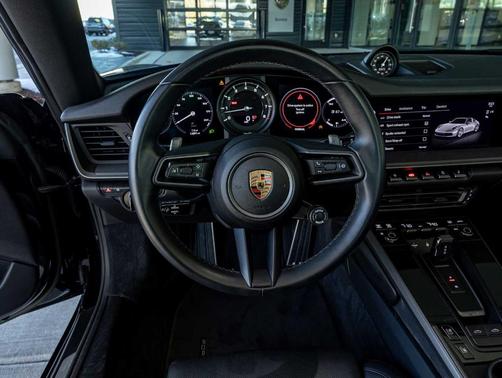 2022 Porsche 911 Targa