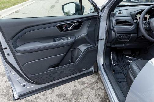 2025 Subaru Forester Hybrid Limited