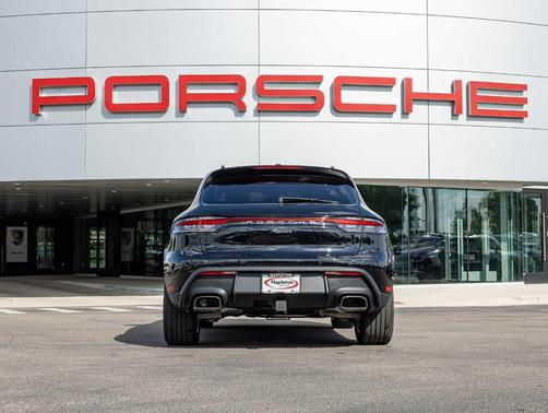 2025 Porsche Macan 