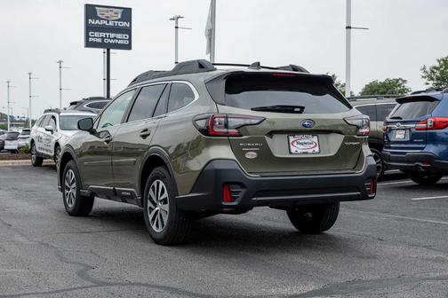 2022 Subaru Outback Premium