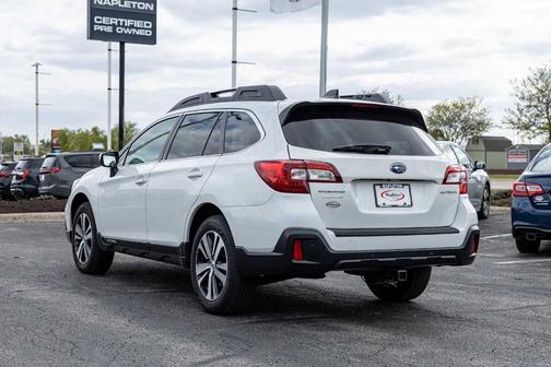 Crystal White Pearl 2019 Subaru Outback 2.5i Limited
