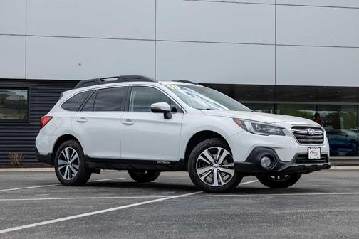 Crystal White Pearl 2019 Subaru Outback 2.5i Limited