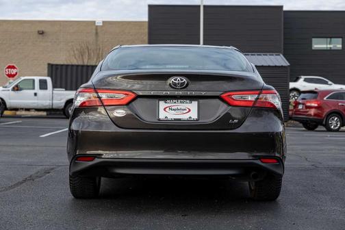 2018 Toyota Camry LE