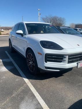 2026 Porsche Cayenne Base