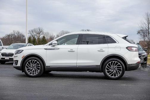 2020 Lincoln Nautilus Reserve