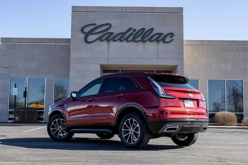 2024 Cadillac XT4 Sport