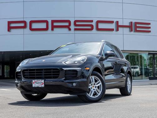 2016 Porsche Cayenne Base