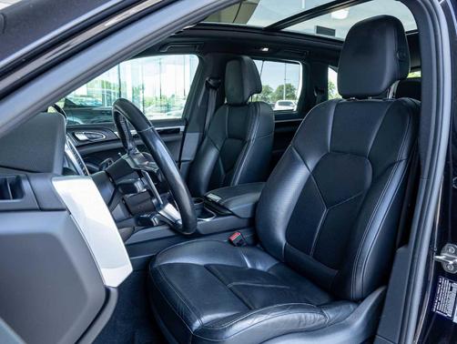 2016 Porsche Cayenne Base