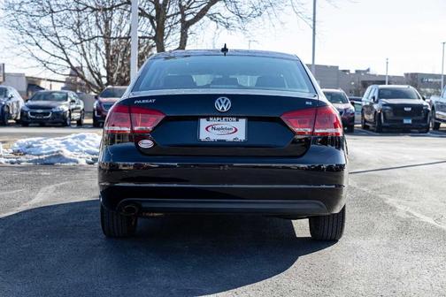 2013 Volkswagen Passat 2.5 SE