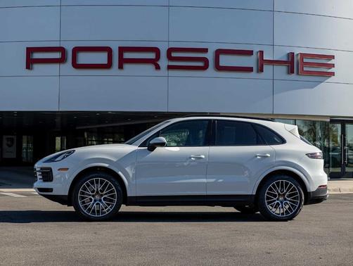 2022 Porsche Cayenne Platinum Edition