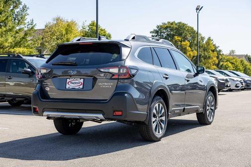 2025 Subaru Outback Touring