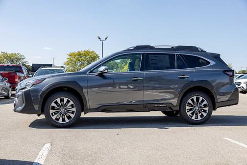 2025 Subaru Outback Touring