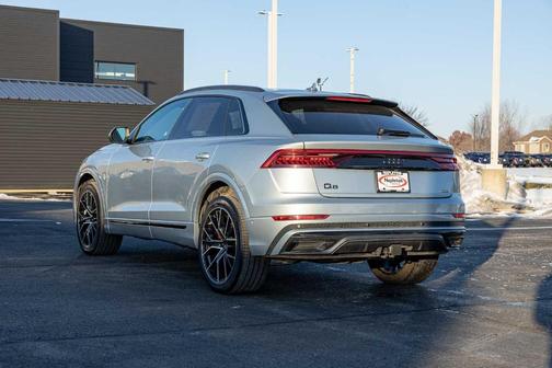 2023 Audi Q8 55 Premium Plus