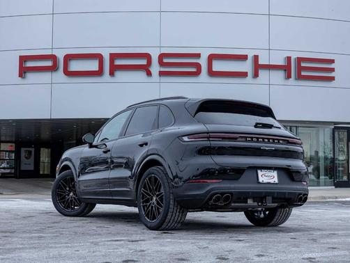 2026 Porsche Cayenne Base