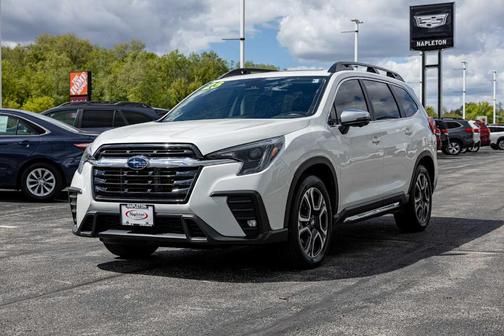 Crystal White Pearl 2023 Subaru Ascent Limited 7-Passenger