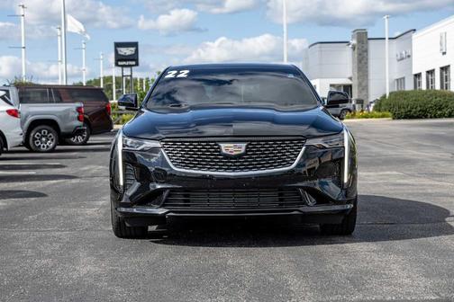 2022 Cadillac CT4 Luxury