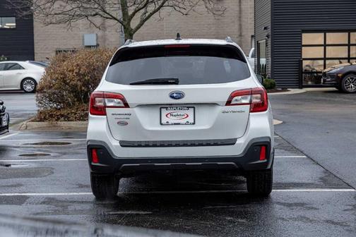2019 Subaru Outback 2.5i Touring
