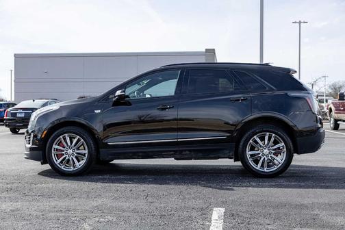 2023 Cadillac XT5 Sport